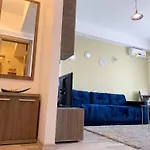 Summerland Vibe דירה *