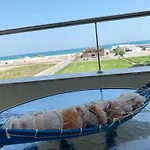 Summerland Vibe דירה