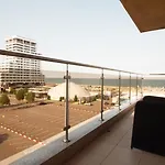 Summerland Vibe * מאמאיה