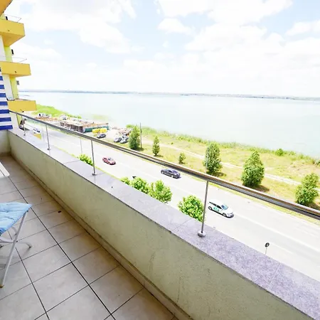 Summerland Vibe Apartment