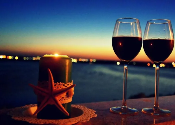 Summerland Vibe * Mamaia