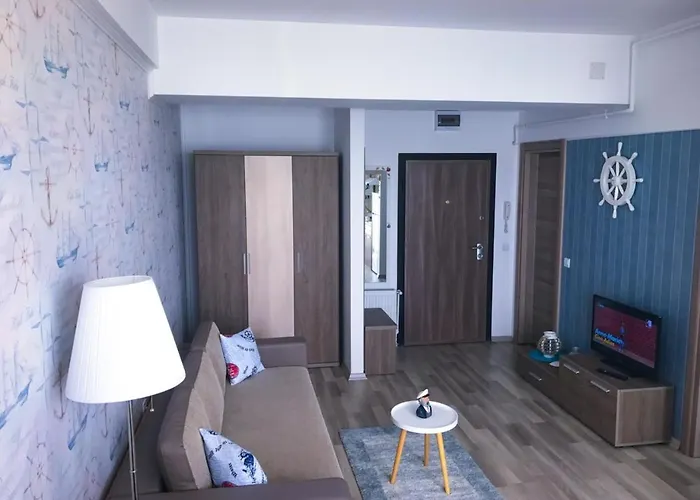 Summerland Vibe Mamaia