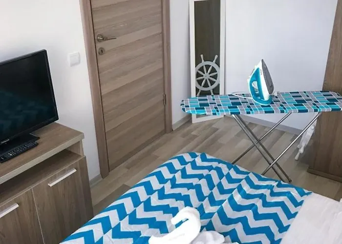 Summerland Vibe Apartment Mamaia