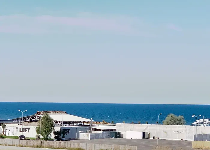 Summerland Vibe Apartment