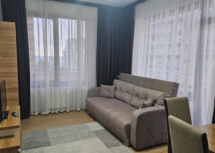 Summerland Vibe Mamaia