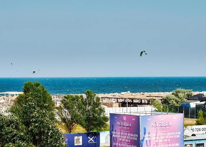 Summerland Vibe Apartment